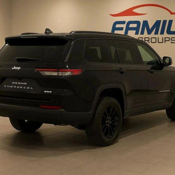 2022 Jeep Grand Cherokee L Altitude 4x2