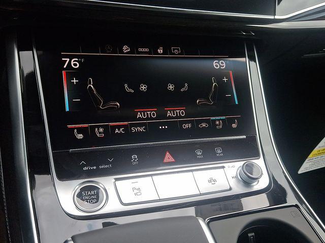 2026 Audi Q8 Premium Plus 55 TFSI quattro Tiptronic
