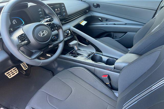 2026 Hyundai Elantra SEL - Photo 9