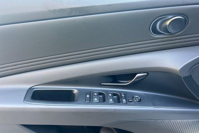 2026 Hyundai Elantra SEL - Photo 10