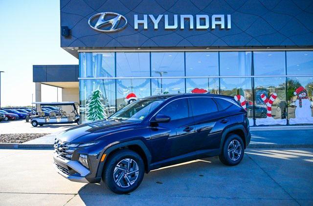 2026 Hyundai Tucson Hybrid Blue SE