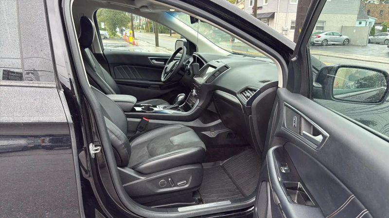 2018 Ford Edge Sport