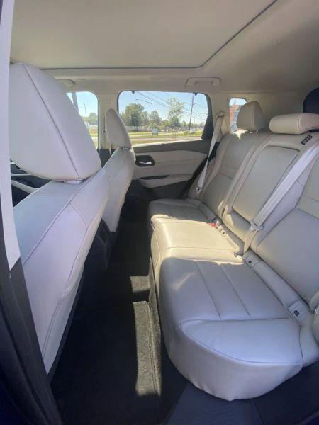 2023 Nissan Rogue SV FWD