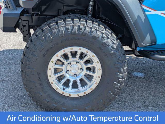 2025 Jeep Wrangler 4-Door Summit 4x4