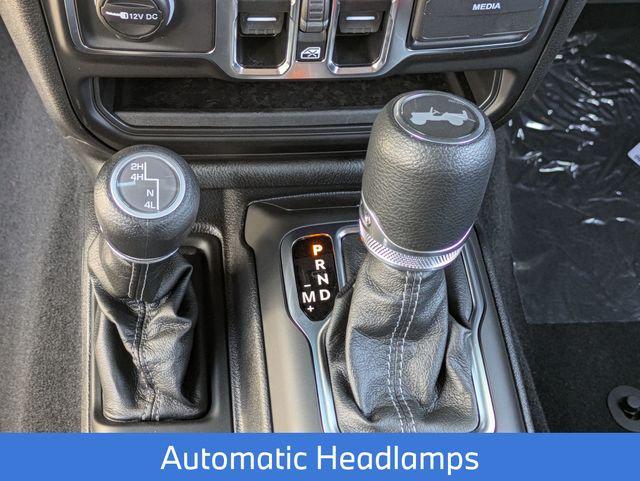 2025 Jeep Wrangler 4-Door Summit 4x4