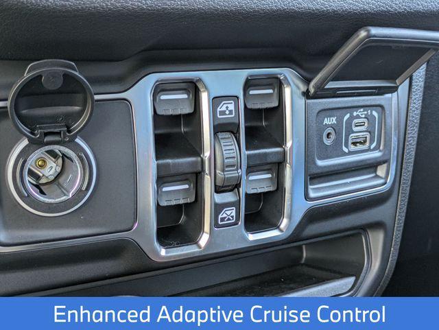 2025 Jeep Wrangler 4-Door Summit 4x4