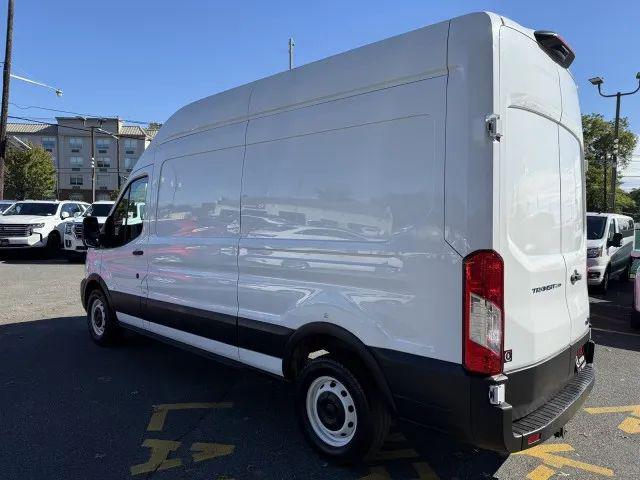 2021 Ford Transit Cargo Van Base