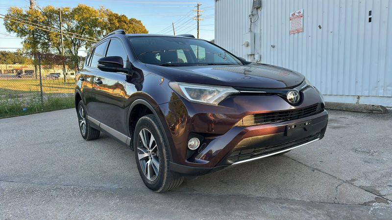 2018 Toyota RAV4 XLE for sale in Denton, TX