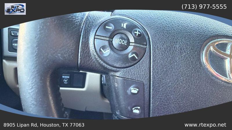 2013 Toyota Sequoia Platinum 5.7L V8