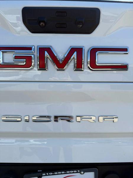 2023 GMC Sierra 2500HD 4WD Crew Cab Long Bed AT4