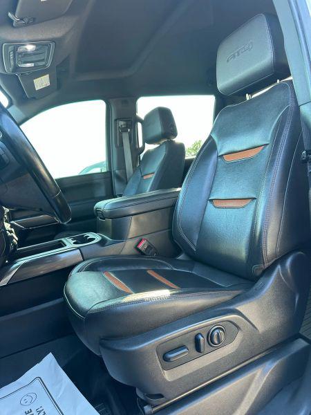 2023 GMC Sierra 2500HD 4WD Crew Cab Long Bed AT4