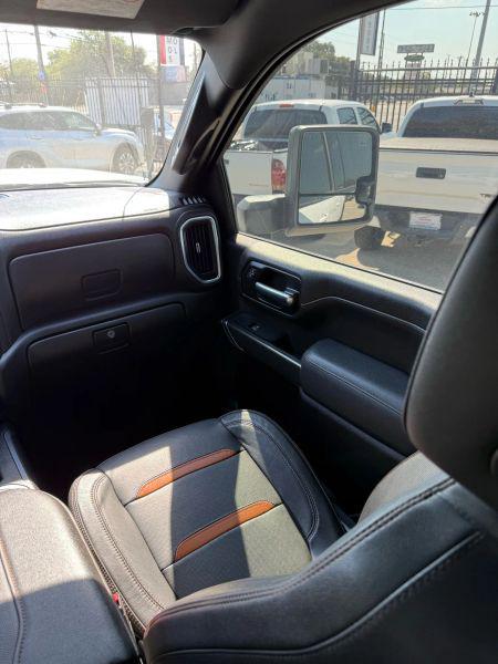 2023 GMC Sierra 2500HD 4WD Crew Cab Long Bed AT4