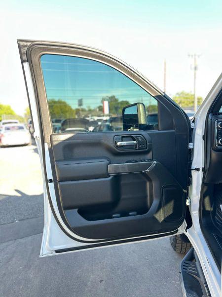 2023 GMC Sierra 2500HD 4WD Crew Cab Long Bed AT4