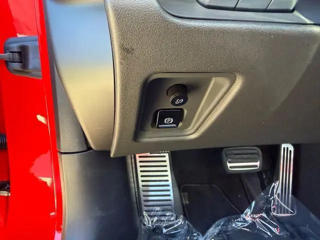 2026 Chevrolet Corvette Stingray Coupe, 2LT, RWD