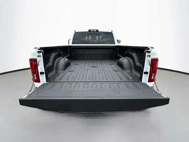 2026 Ram 3500 Tradesman Crew Cab 4x4 8' Box