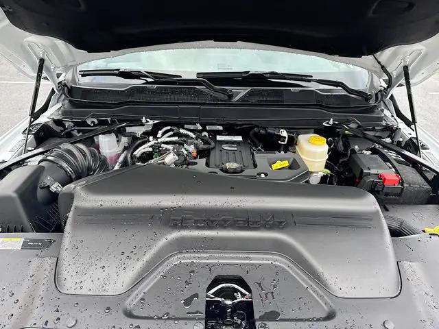 2026 Ram 3500 Tradesman Crew Cab 4x4 8' Box