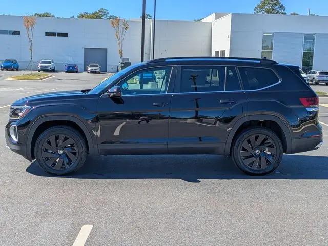 2026 Volkswagen Atlas SE with Technology
