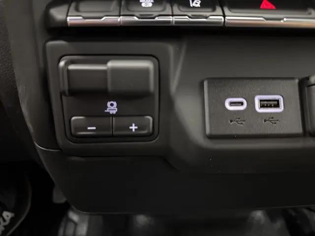 2025 Chevrolet Silverado 3500HD Work Truck