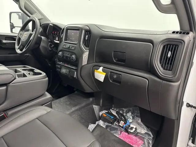 2025 Chevrolet Silverado 3500HD Work Truck