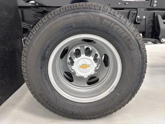2025 Chevrolet Silverado 3500HD Work Truck