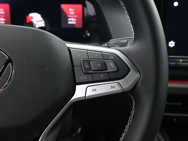 2026 Volkswagen Atlas Cross Sport SEL