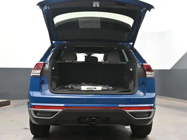 2026 Volkswagen Atlas Cross Sport SEL