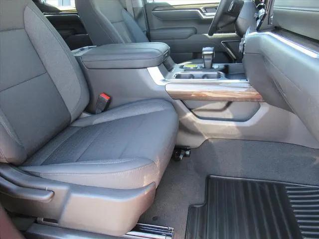 2026 Chevrolet Silverado 1500 2WD Crew Cab Standard Bed LT