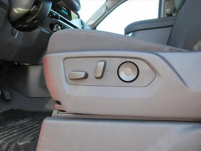 2026 Chevrolet Silverado 1500 2WD Crew Cab Standard Bed LT