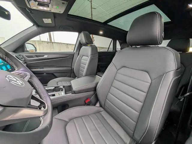 2026 Volkswagen Atlas Cross Sport SEL