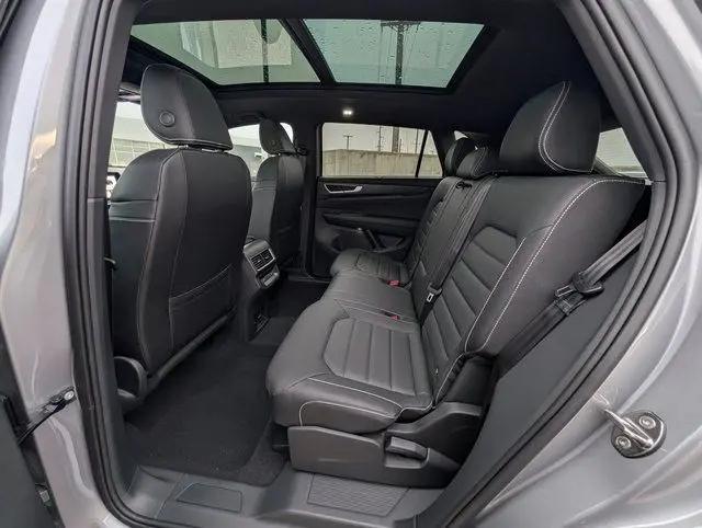 2026 Volkswagen Atlas Cross Sport SEL