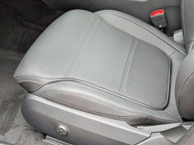 2026 Mercedes-Benz C-CLASS C 300 C 300