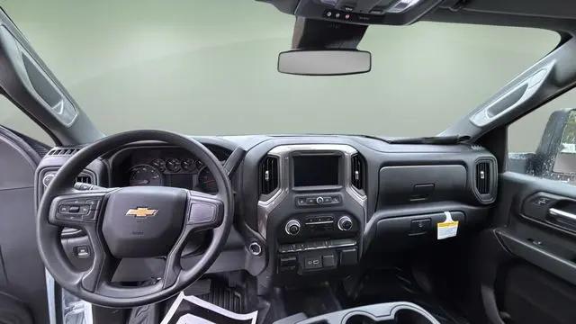 2025 Chevrolet Silverado 3500HD Work Truck