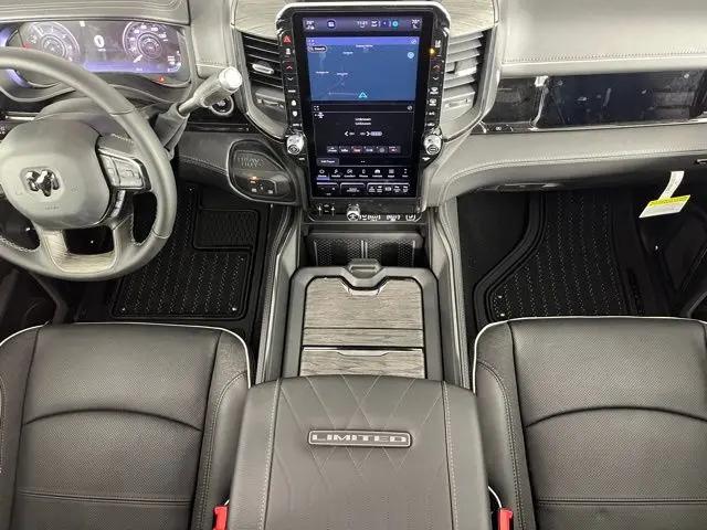 2026 Ram 3500 Limited Crew Cab 4x4 6'4" Box