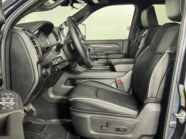 2026 Ram 3500 Limited Crew Cab 4x4 6'4" Box