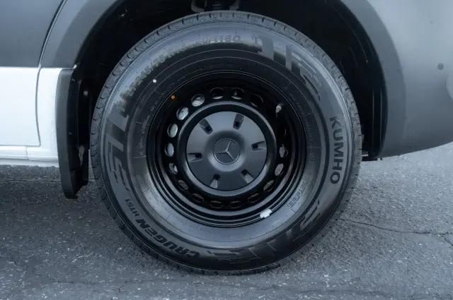 2026 Mercedes-Benz Sprinter 2500 Standard Roof 4-Cyl Diesel HO