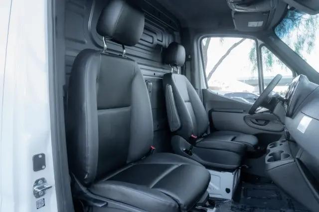 2026 Mercedes-Benz Sprinter 2500 Standard Roof 4-Cyl Diesel HO