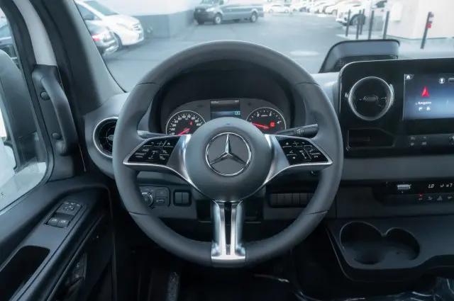 2026 Mercedes-Benz Sprinter 2500 Standard Roof 4-Cyl Diesel HO