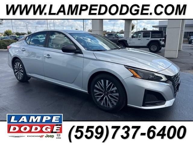 2024 Nissan Altima SV FWD