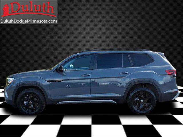2024 Volkswagen Atlas 2.0T Peak Edition SE w/Technology