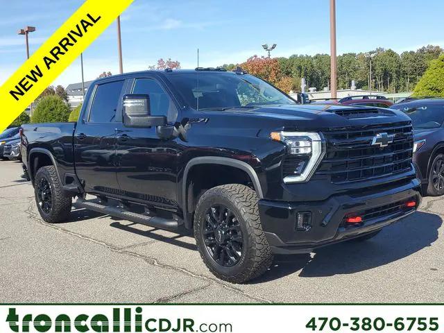 2025 Chevrolet Silverado 2500HD 4WD Crew Cab Standard Bed LT