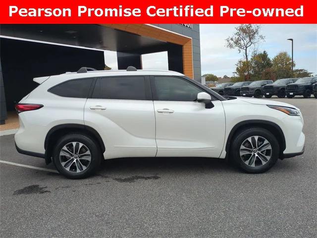 2021 Toyota Highlander XLE 2021 Toyota Highlander XLE