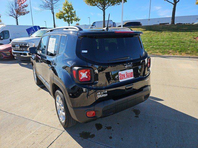2022 Jeep Renegade Latitude 4x4 2022 Jeep Renegade Latitude 4x4