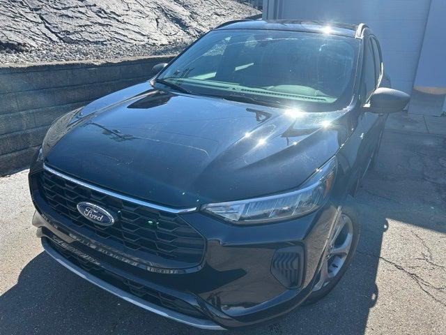 2023 Ford Escape ST-Line 2023 Ford Escape ST-Line