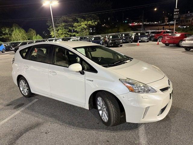 2014 Toyota Prius v Two