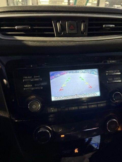 2014 Toyota Prius v Two