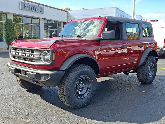 2025 Ford Bronco Base 4 Door 4x4