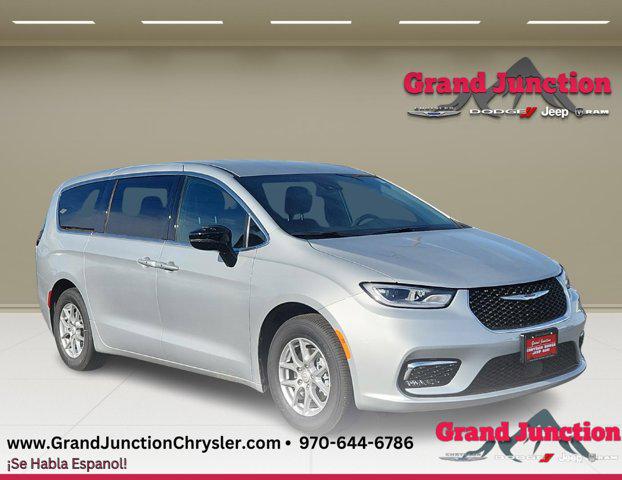 2026 Chrysler Pacifica Select for sale in Grand Junction, CO