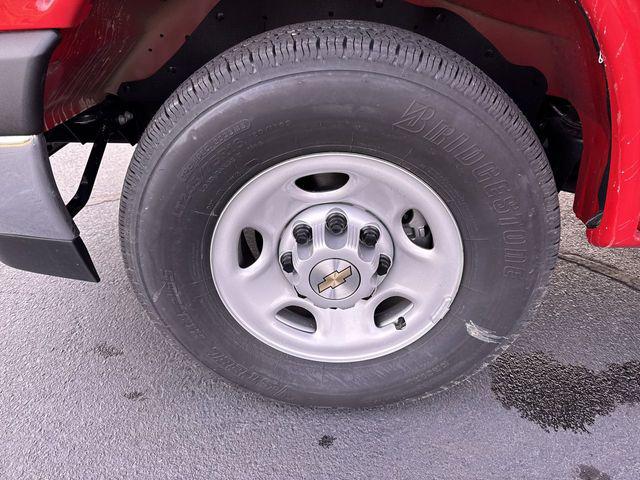 2025 Chevrolet Express Cargo Van RWD 2500 Regular Wheelbase WT
