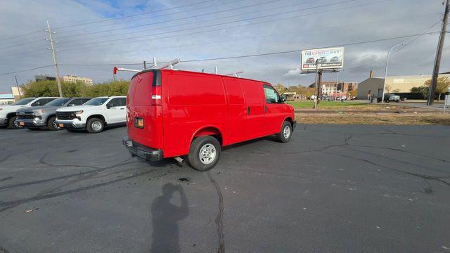 2025 Chevrolet Express Cargo Van RWD 2500 Regular Wheelbase WT
