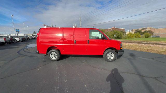 2025 Chevrolet Express Cargo Van RWD 2500 Regular Wheelbase WT